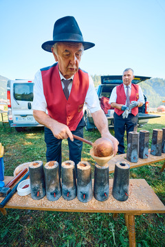 Možnaristi med pripravo prikaza (Foto Janez Kotar)